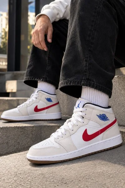 Nike Air Jordan 1 Mid SpormooN