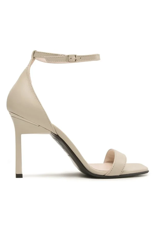 Calvin Klein Geo Stiletto