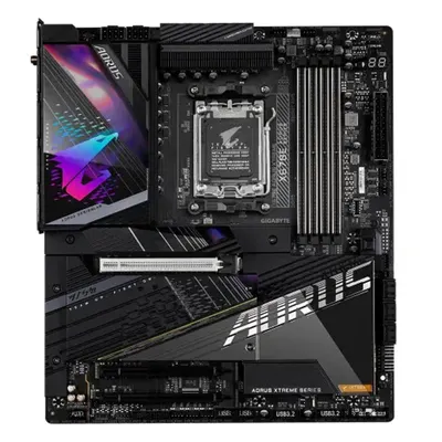 Gigabyte X670E Aorus Xtreme AMD AM5 DDR5 E-ATX Anakart