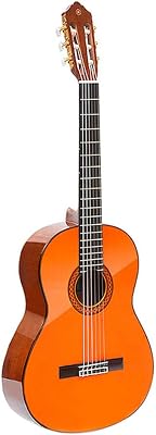 Yamaha C70 Klasik Gitar